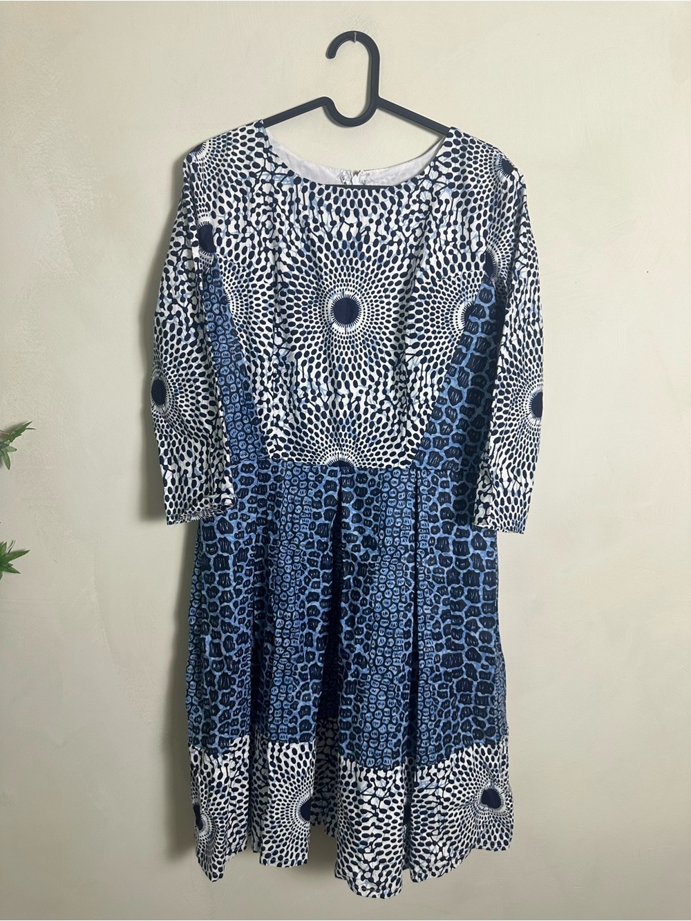 Kaela Kay Blue & White Patterned Mini Dress Cotton NWT Size 10